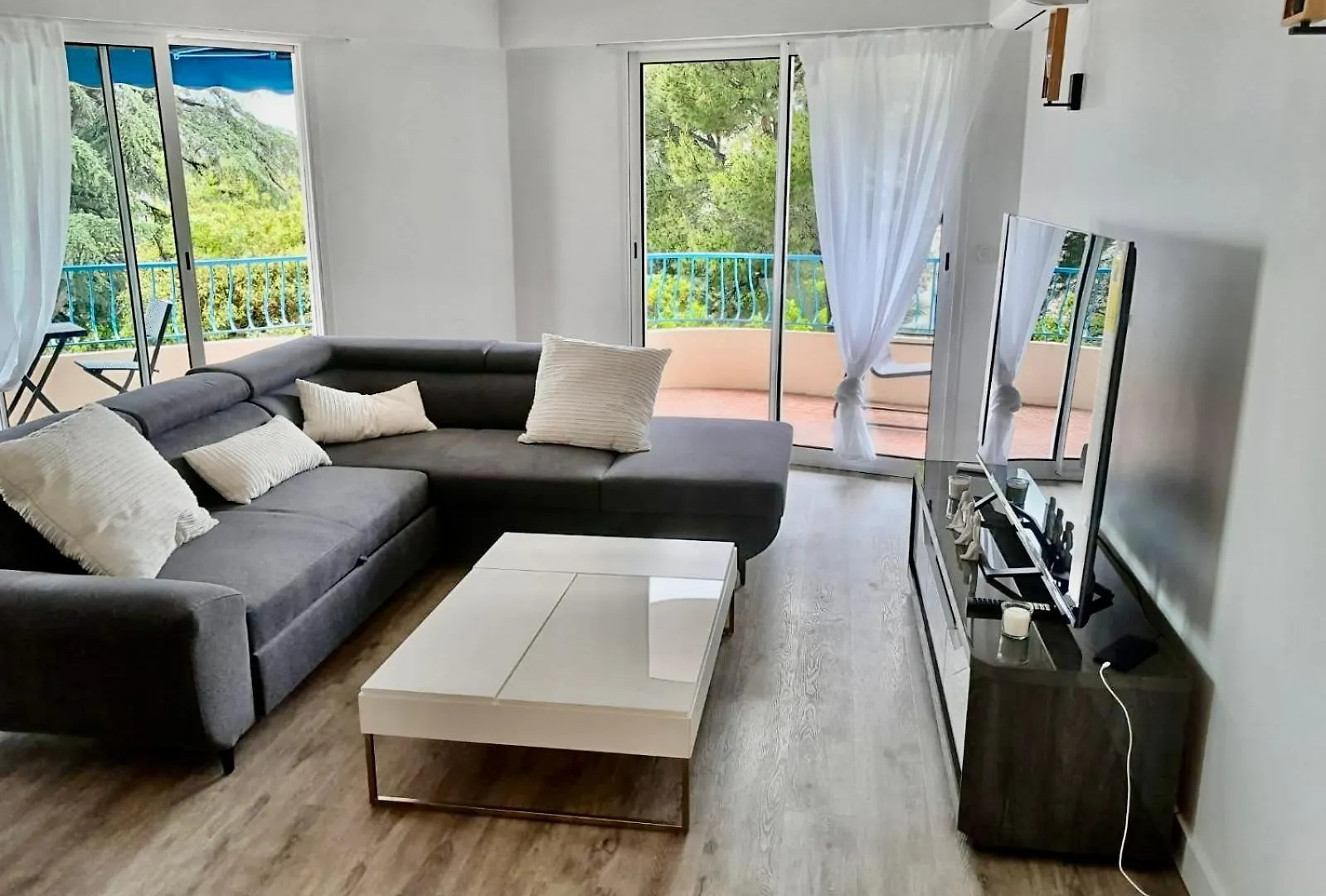 Appartement Vue Mer, Long Beach Cannes Apartment
